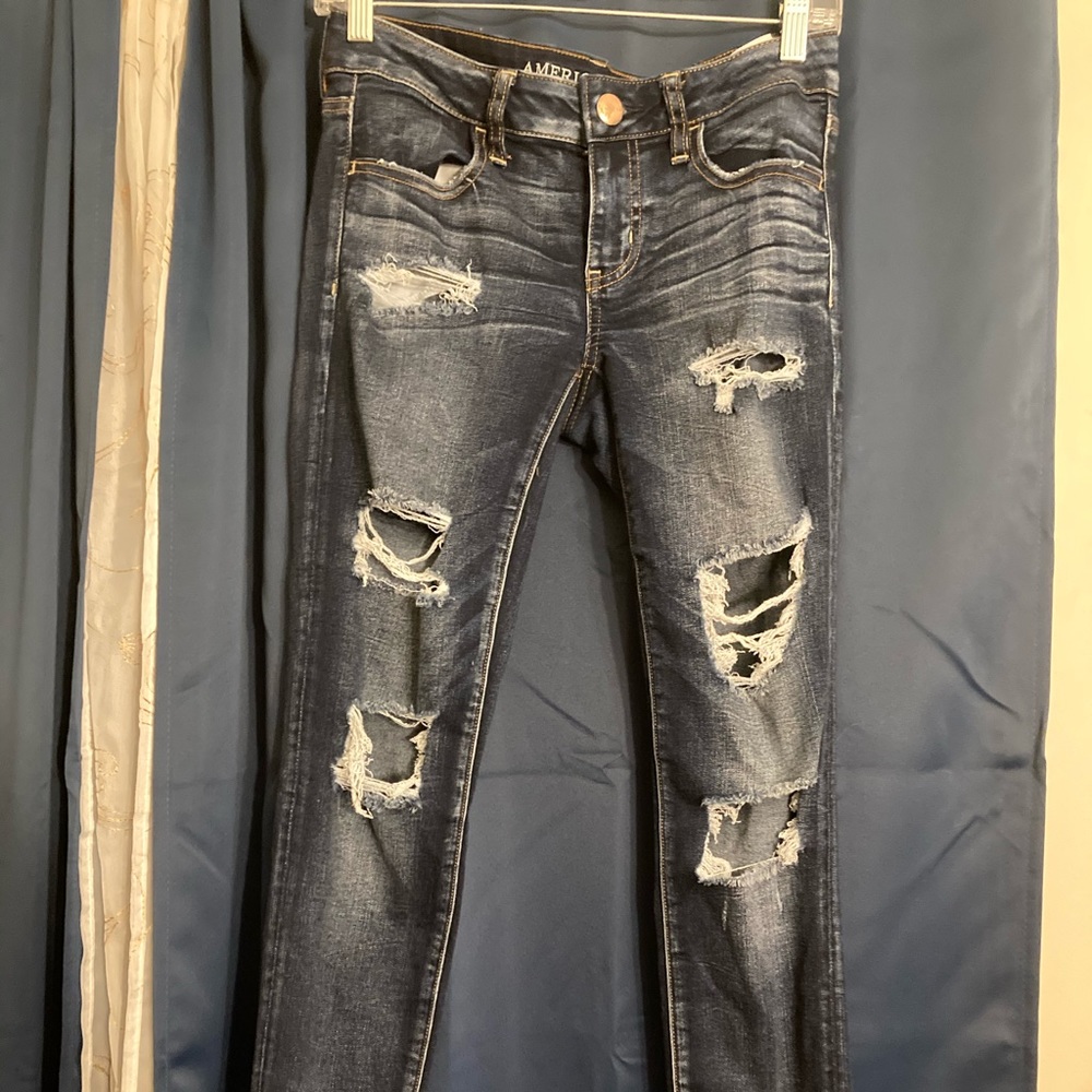 Ripped American Eagle Jeggings